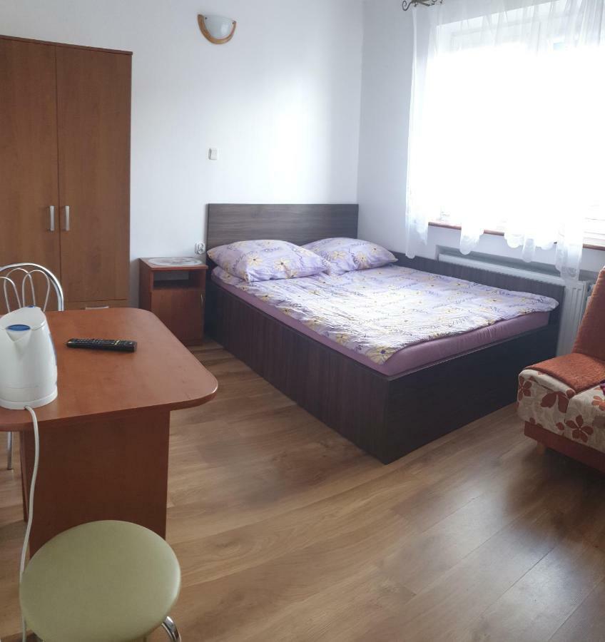 Władysławowo Pokoje Goscinne Pryzmat מראה חיצוני תמונה